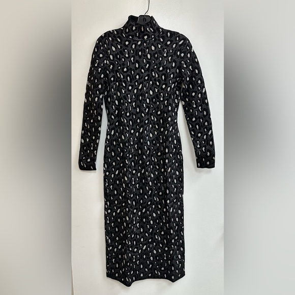Carolina Herrera Leopard Jacquard Turtleneck Midi Dress - Picture 2 of 7